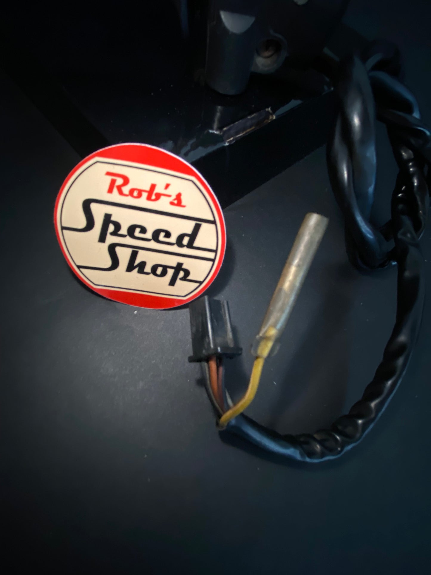 RG500 / RG400 OEM throttle tube and switch assembly.