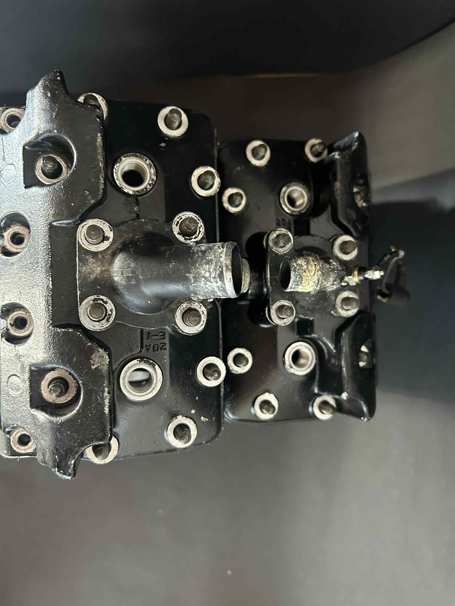 RG500 / RG400 engine carcass. No internal parts.