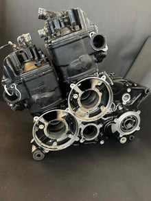 RG500 / RG400 engine carcass. No internal parts.