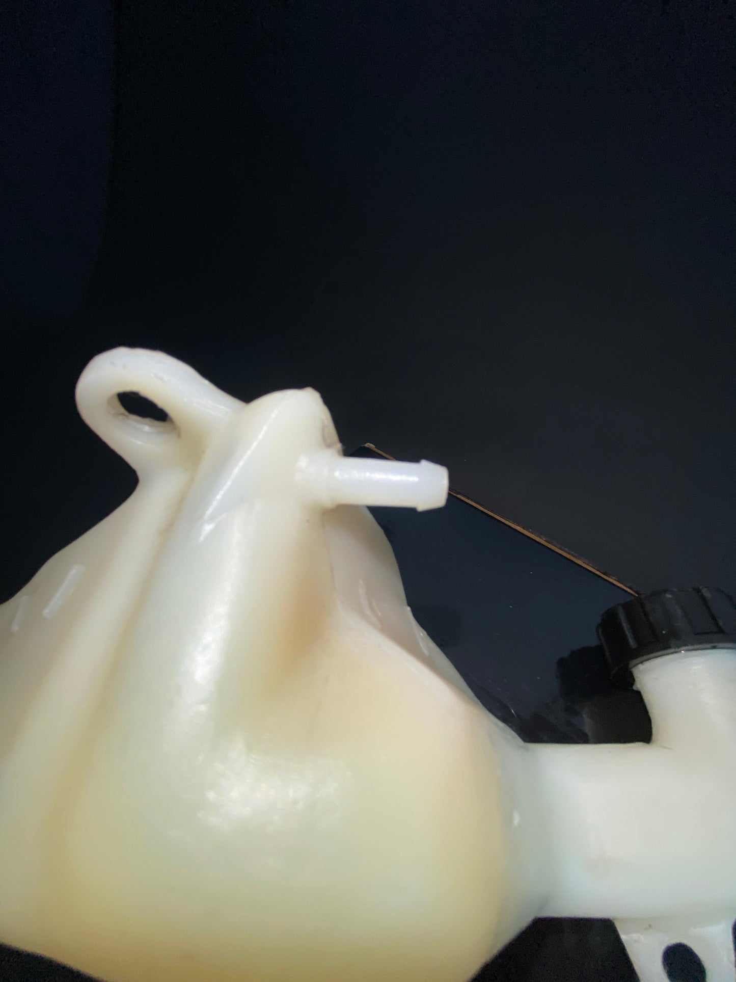 RG500 / RG400 coolant tank