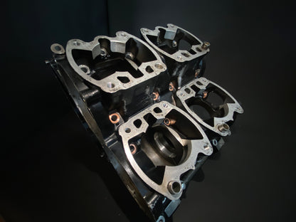 RG500 / RG400 engine carcass. No internal parts.