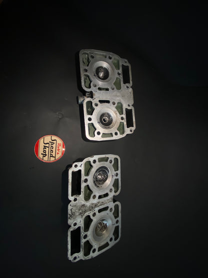 RG500 / RG400 engine carcass. No internal parts.