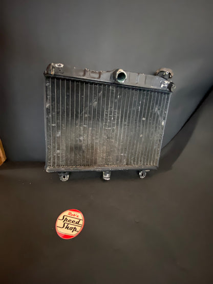 RG500 / RG400 OEM radiator